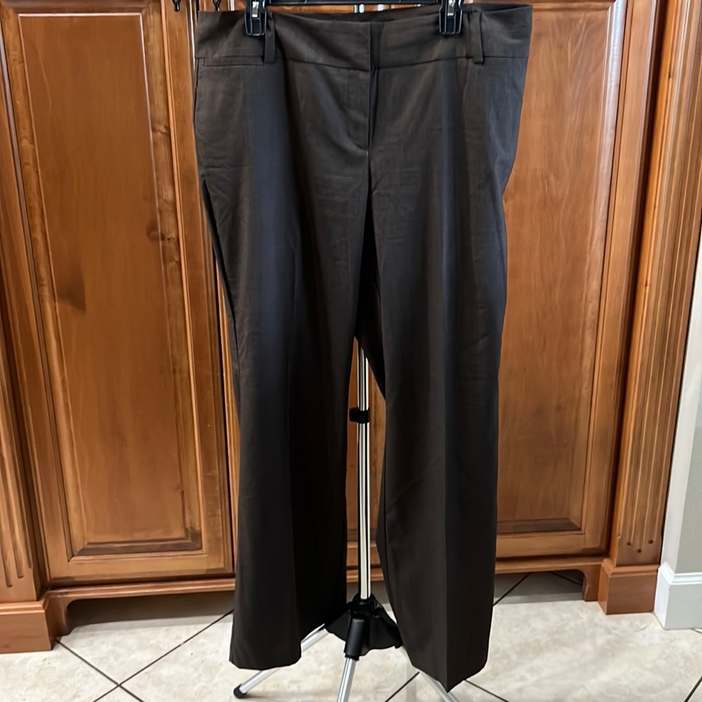 7th Avenue, New York and Company, size 18 Dress pants.